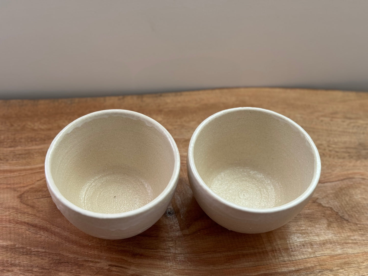 秋の白いお茶碗セット