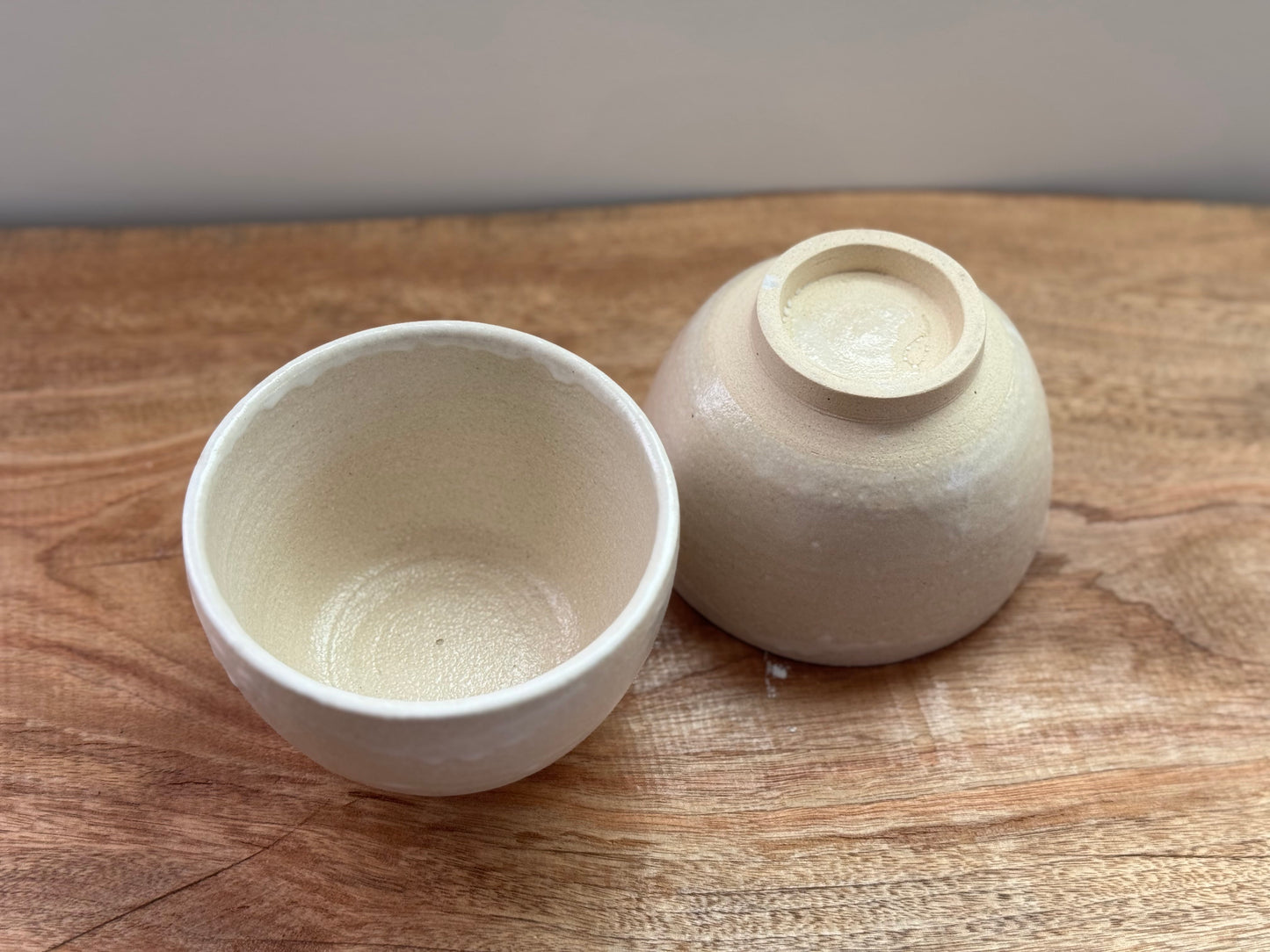 秋の白いお茶碗セット